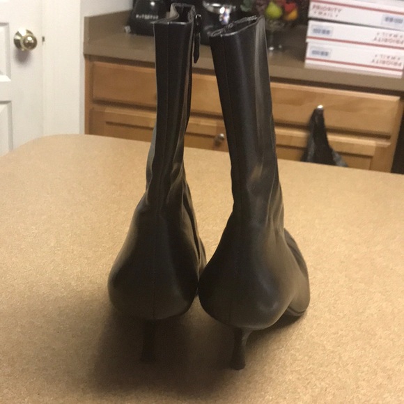 Cole HAAN Mid Calf Boots - Picture 4 of 8